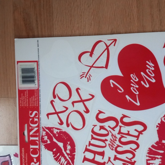 The Paper Magic Group window clings valentine's day window decorations vintage - Picture 3 of 4